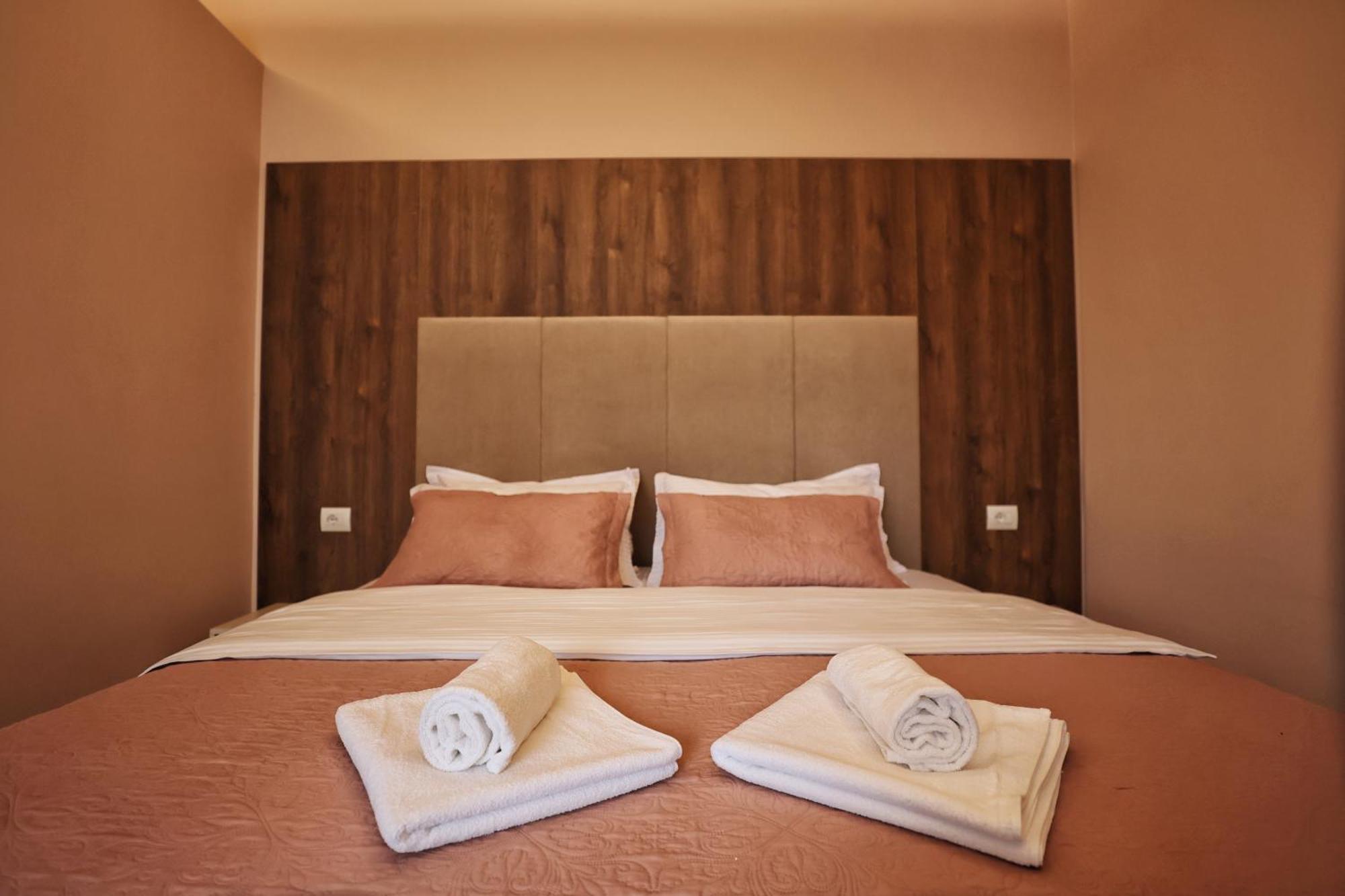 Vila Casablanca - Boutique Hotel & Restaurant Шкодер Экстерьер фото