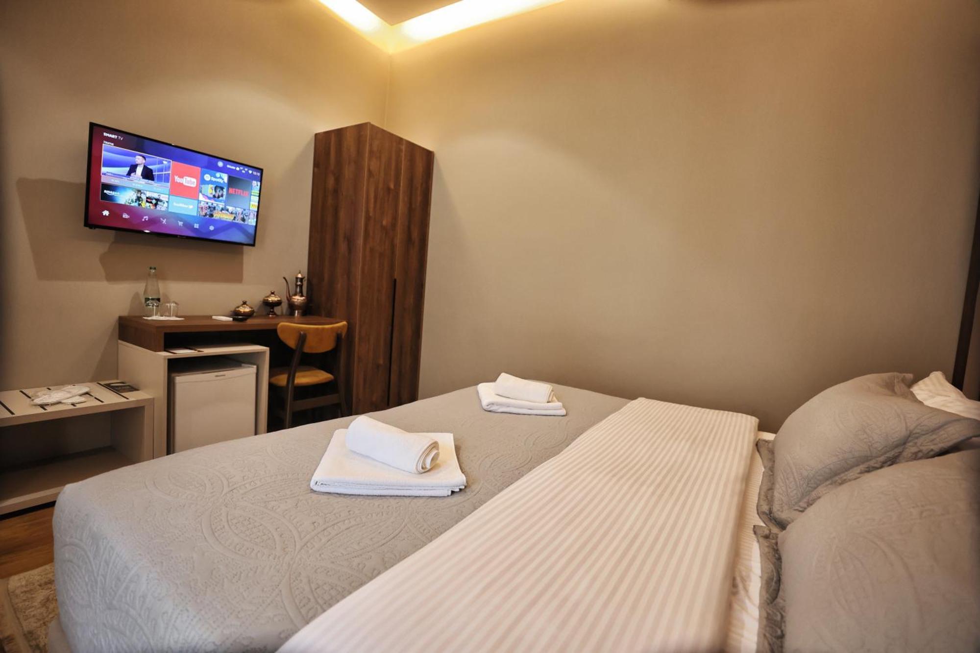 Vila Casablanca - Boutique Hotel & Restaurant Шкодер Экстерьер фото