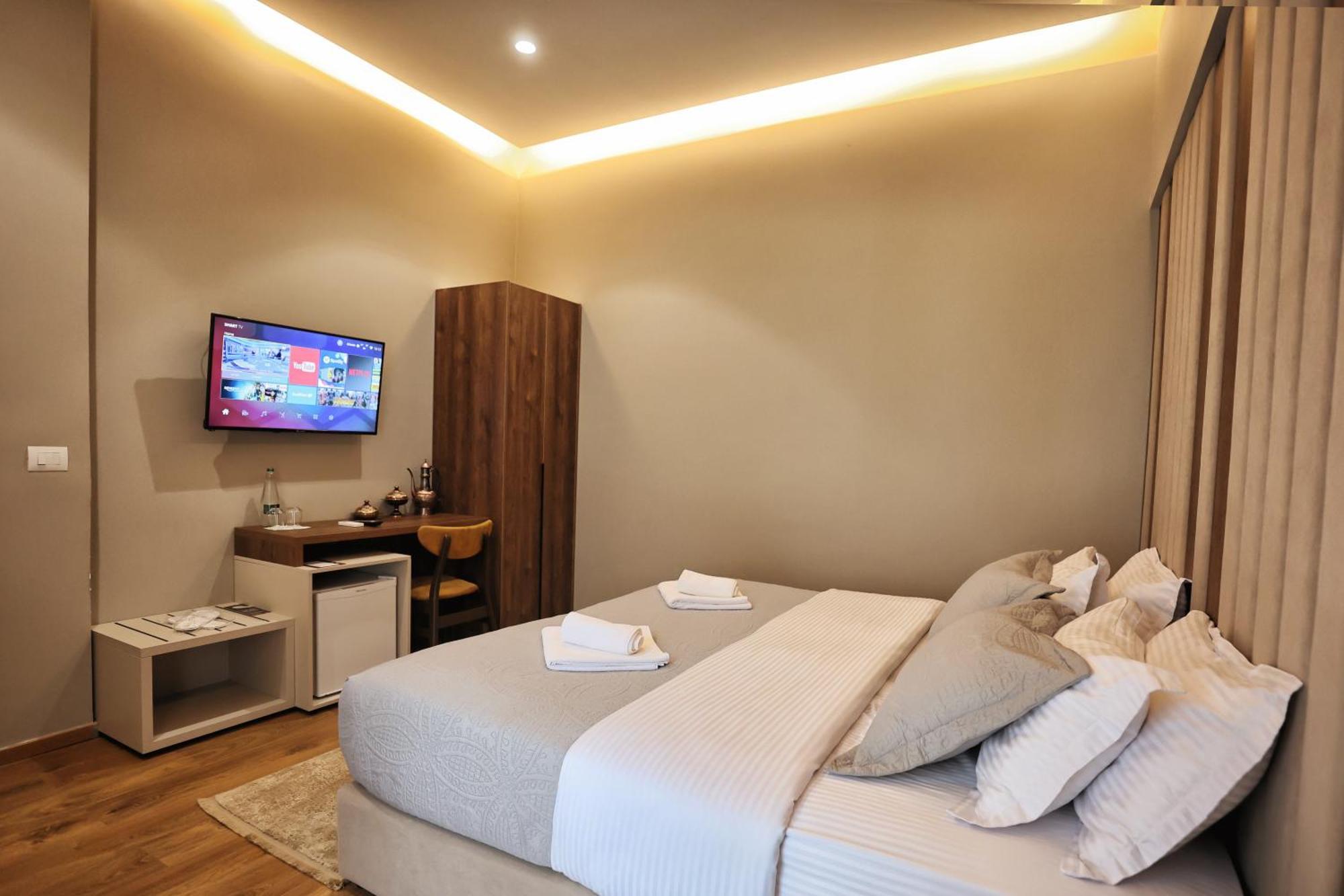 Vila Casablanca - Boutique Hotel & Restaurant Шкодер Экстерьер фото